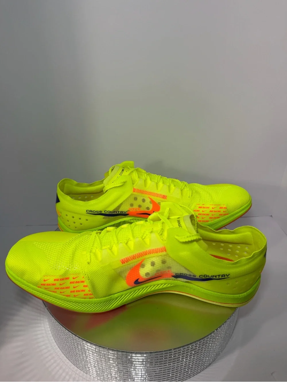 Nike Men’s Neon Yellow Zoom Racing Shoes size 12 new W